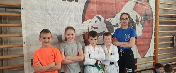 Sukcesy zawodników Arcusa na zawodach taekwondo Ilyo Cup w słowackich Koszycach