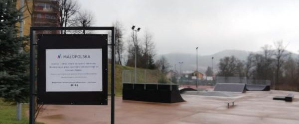 Zakończona modernizacja placu sportowo- rekreacyjnego na Czarnym Potoku